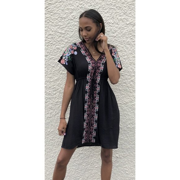 THML Embroidered Black Short Dress - Picture 6 of 7